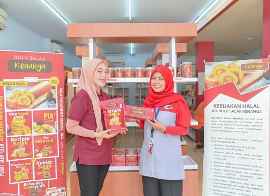 Berbahan Dasar Buah Salak, Bolu Salak Kenanga menjadi andalan Kota Padangsidimpuan