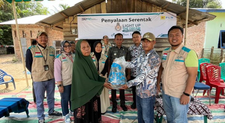 PLN UID Sumut Lakukan Penyalaan Serentak 244 Masyarakat Kurang Mampu Melalui Program Light Up The Dream
