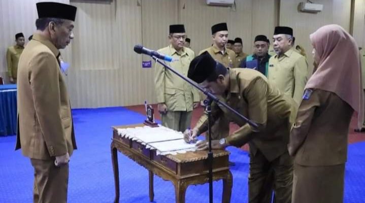 Sekda Kota Binjai Lantik 18 Pejabat