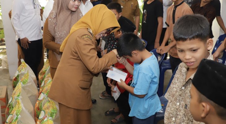 dr Susanti Laksanakan Ramadhan Berbagi Bersama Perumda Tirta Uli di 3 Lokasi