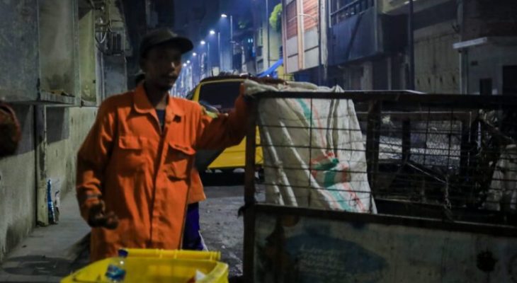Petugas Bestari dan P3SU Tetap Siaga Bekerja di Malam Takbiran 1445 H