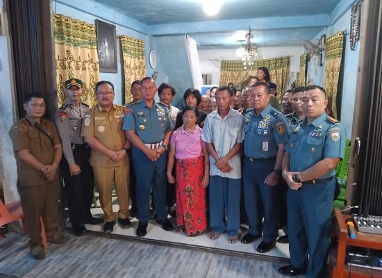 Danpuspomal Kunjungi Kediaman Almarhum Iwan Sutrisman Telaumbanua