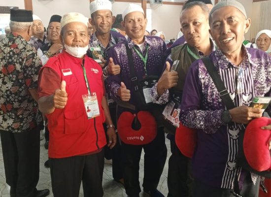 Di Kloter II, KBIH Al Muchtar Angkut 230 Jamaah, Pelayanan Kemenag dan UPT Asrama Haji Medan Mantaf