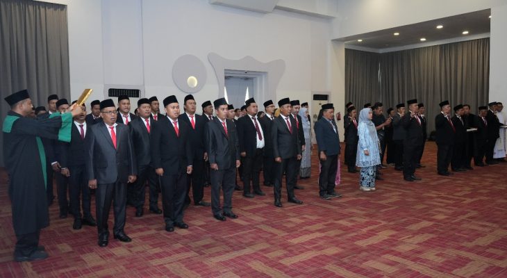 Pelantikan 66 Anggota Panwascam se-Deli Serdang, Pj Bupati: Jaga Kepercayaan Rakyat & Bangsa