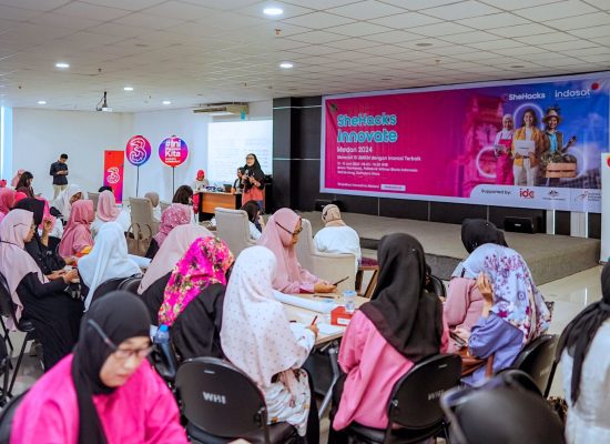 Indosat Selenggarakan SheHacks Innovate, Dorong Perempuan di Sumut Kembangkan Bisnis dengan Teknologi
