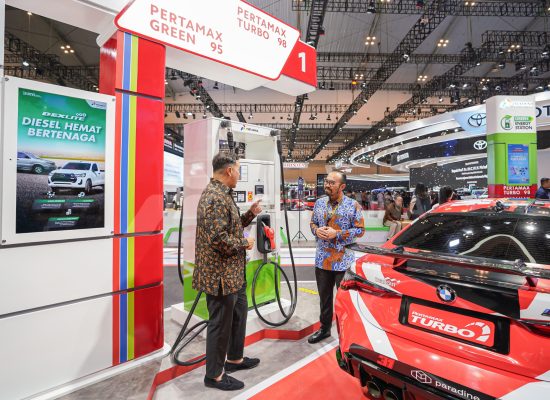 Dukung Perkembangan Dunia Otomotif Nasional, Pertamina Patra Niaga Sambut Era Energi Bersih di GIIAS 2024