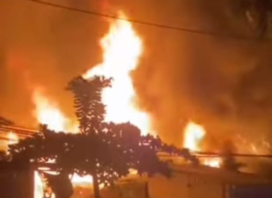 Sijago Merah Lalap Satu Unit Rumah Warga di Tanjungbalai