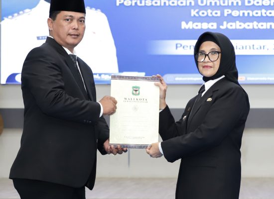 dr Susanti Lantik Arianto sebagai Dirut Perumda Air Minum Tirta Uli