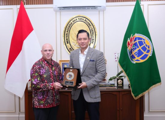 Pertemuan dengan USAID, Menteri AHY Bicara Target Pendaftaran Tanah dan Keberlanjutan Pembangunan Indonesia