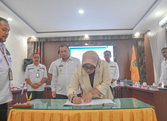 PLN UP3 Padangsidimpuan Teken MoU dengan Pj Walikota Padangsidimpuan