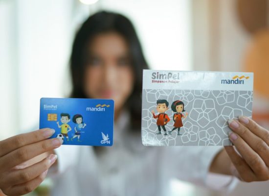 Acara “GENCARKAN”, Bank Mandiri Sabet 2 Penghargaan dari OJK di Hari Indonesia Menabung