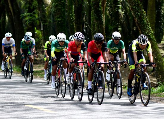 26 Atlet Cabor Balap Sepeda Road Race Taklukan Jalan Lintas Serdang Bedagai-Parapat