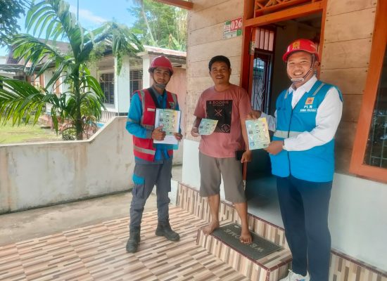 Peringati HARPELNAS, PLN UP3 Nias Sosialisasi Door to Door untuk Tingkatkan Pemahaman Bahaya Listrik