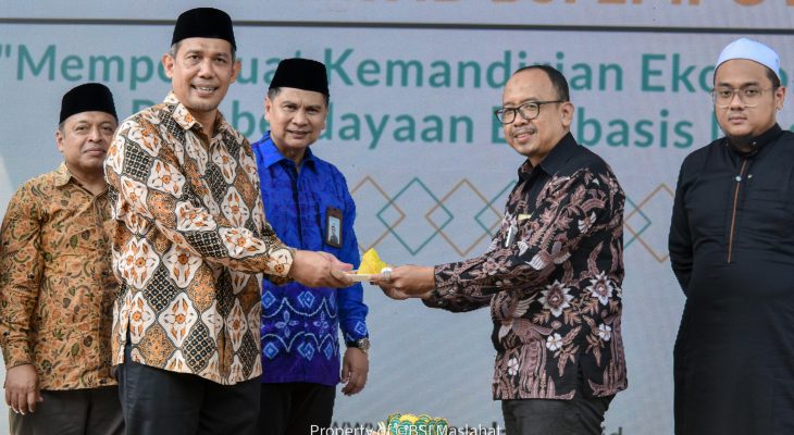 BSI dan BSI Maslahat Resmikan Program Pemberdayaan Masjid BSI Empowerment di Masjid Al Ittihad UMKM Center