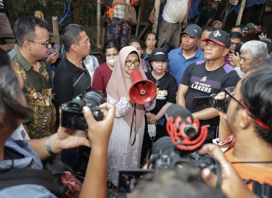 dr Susanti Respon Cepat Kebakaran di Pasar Horas, Pastikan Bantuan Sosial dan Permodalan bagi Pedagang