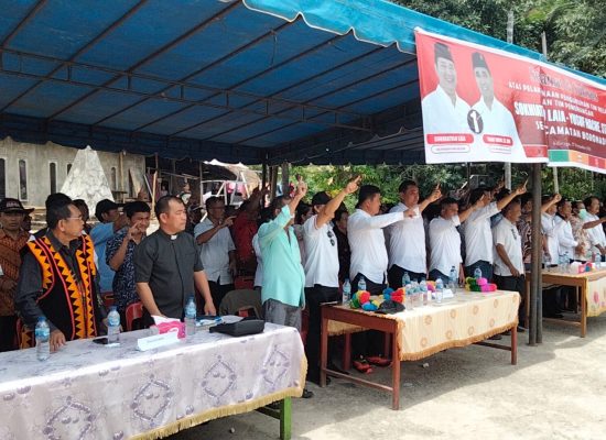 Pengukuhan Tim Korcam dan Kordes SOKHI-YUSUF Kec. Boronadu Berlangsung Meriah