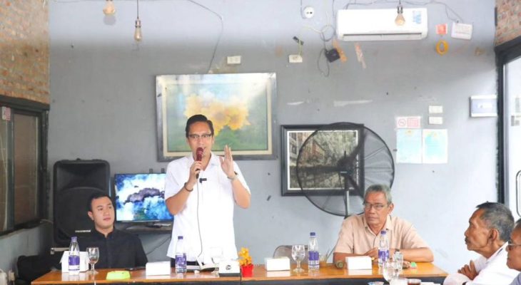 Silaturahmi ke Mantan Lurah, Rico Waas: Kami Ingin Mendengar Nasihat dan Masukan dari Mereka