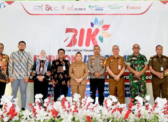 OJK dan Forkom IJK Sumut Edukasi Keuangan Masyarakat di Nias