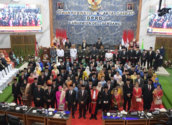 50 Anggota DPRD Deli Serdang Resmi Dilantik