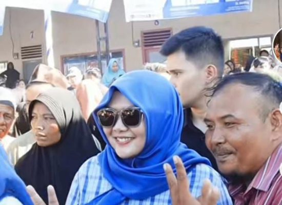Senyum Manis Atika Di Pesta Hiburan Rakyat Bobby-Surya Jadi Daya Tarik