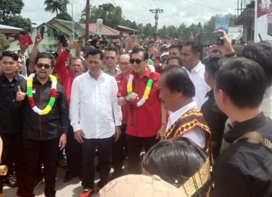 Mantan Menkumham RI dan Anggota DPR RI Hadiri Kampanye Akbar Paslon Nomor Urut 1 Sokhiatulo Laia – Yusuf Nache