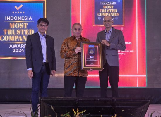 Menyambut HUT ke- 34, JNE Raih Indonesia Most Trusted Companies Award 2024