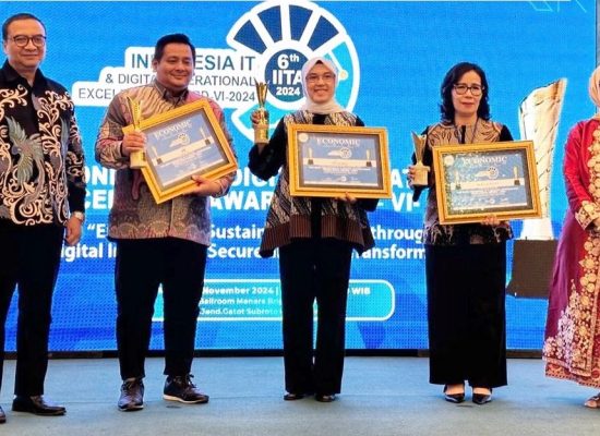 Bank Sumut Raih Platinum Award Ajang Indonesia IT & Digital Operational Excellence Award VI 2024