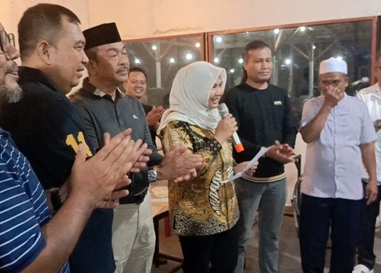 Ultah Ke-31 Atika Azmi Utammi Dapat Hadiah Istimewa