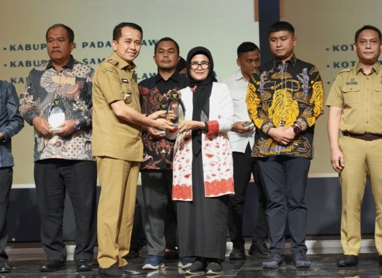 Pemko Pematangsiantar Masuk 10 Besar Kategori ‘Informatif’ Ajang Komisi Informasi Sumut Awards 2024
