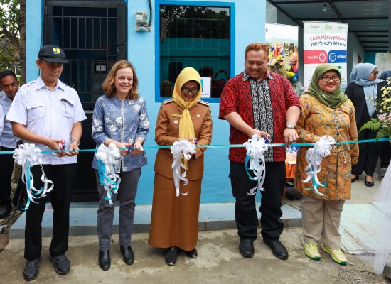 dr Susanti Resmikan ZAMP di Perumahan Meranti Permai, Berharap Bisa Segera untuk Seluruh Pelanggan Perumda Tirta Uli