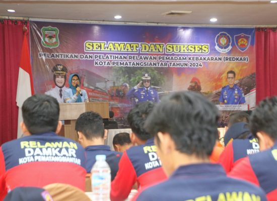 Pelantikan Pengurus Redkar, dr Susanti Bangga dengan Disdamkarmat