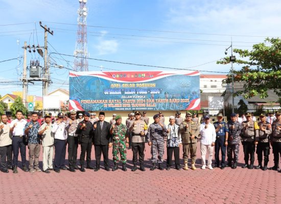 Kapolres Tanjung Balai Pimpin Apel Gelar Pasukan Operasi Kepolisian Lilin Toba Tahun 2024