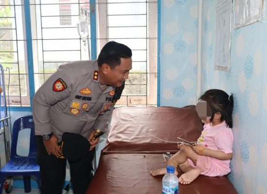 Kapolres Nias Selatan Sambangi Bocah Viral Diduga Korban Kekerasan, Beri Perhatian Khusus