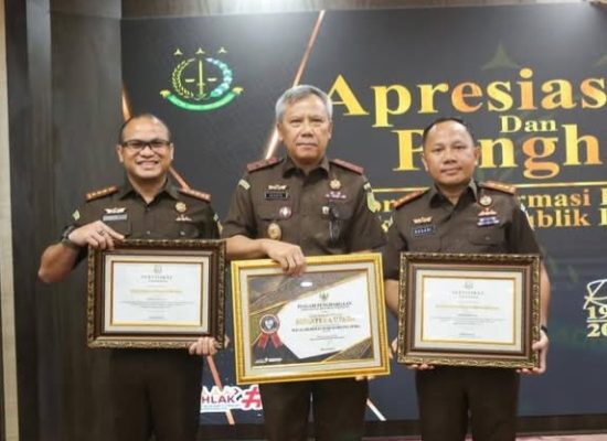 Kejari Nisel Raih Peringkat III SAKIP se-Indonesia Tingkat Kejaksaan Negeri Tipe B