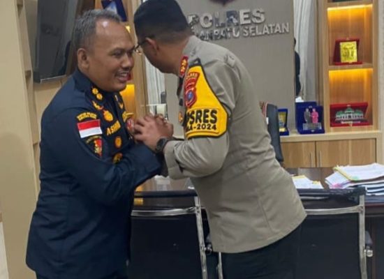 Tiga Orang Pelaku Pemalsuan Pita Cukai Rokok Bayar Ke Negara Satu Milyar Lebih