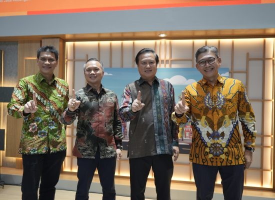Danamon Bersama Adira Finance dan MUFG Manjakan Pengunjung IIMS Jakarta 2025 dengan Promo Menarik