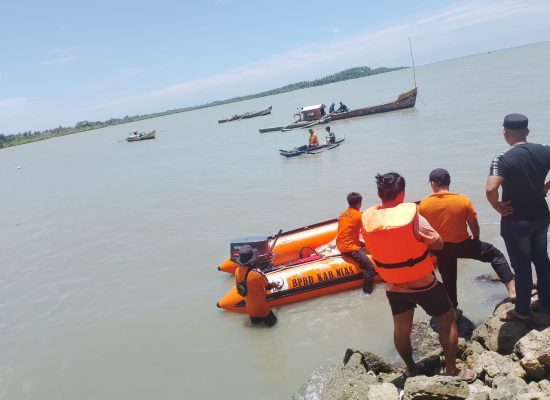 BPBD Nias Selatan, Bersama Basarnas Nias Lakukan Pencarian Terhadap Warga Desa Bawofanayama