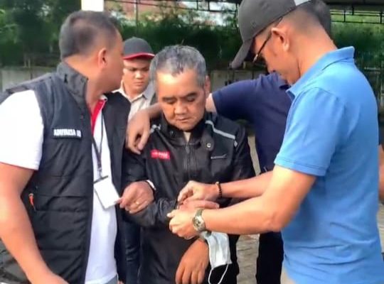 Kejari Nisel Berhasil Tangkap DPO Tipikor Berinisial BB