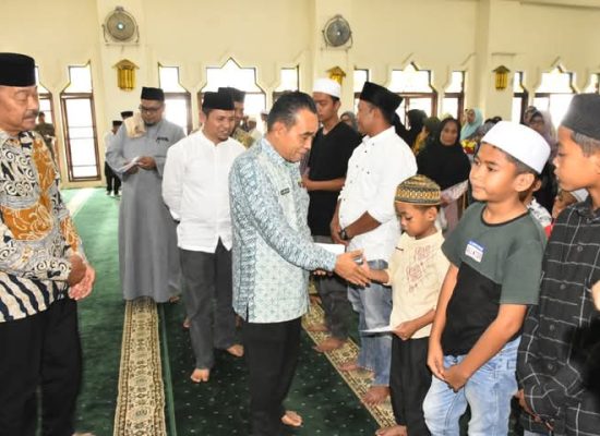 Bupati Madina Imbau Masyarakat Salurkan ZIS melalui Baznas