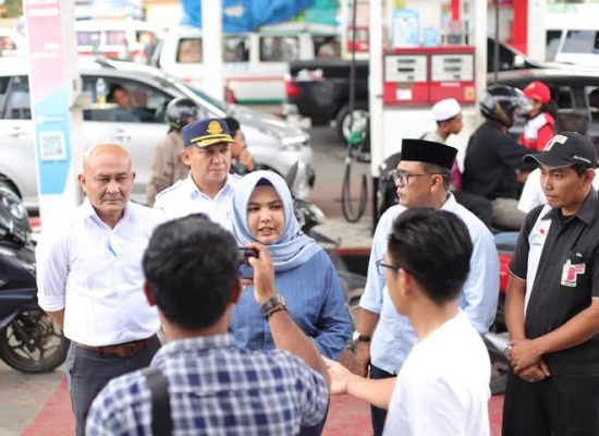 Cek Ketersediaan BBM Jelang Idul Fitri, Wabup Madina Temui Sejumlah Pengelola SPBU