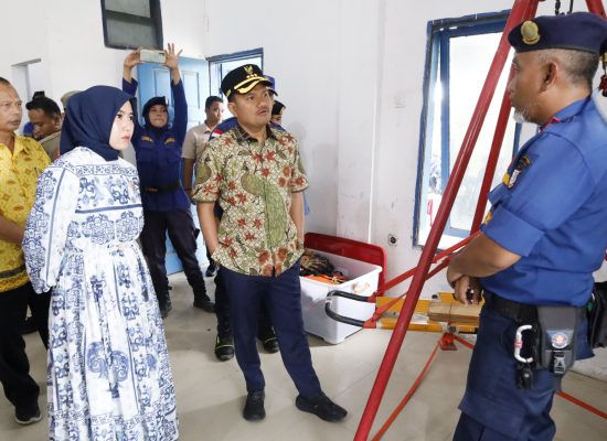 Wali Kota Tanjungbalai Cek Personil dan Sarana Prasarana Satpol PP dan Damkar