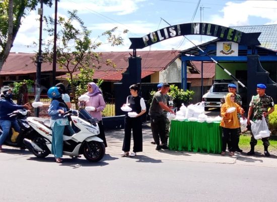 Subdenpom Pangkalan Brandan Gelar Jumat Berkah, Ulurkan Bantuan ke Warga Langkat