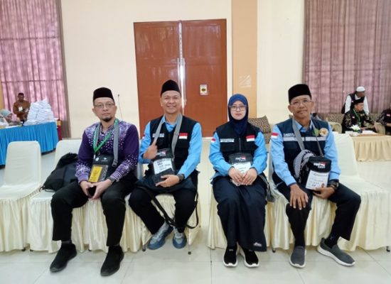 Petugas Kloter 8 Siap Berkolaborasi dan Bersinergi Berikan Layanan Terbaik kepada Jemaah Haji