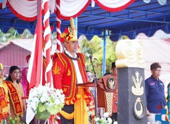 Pemkab Nisel Peringati Hari Pendidikan Nasional di Lapangan Orurusa