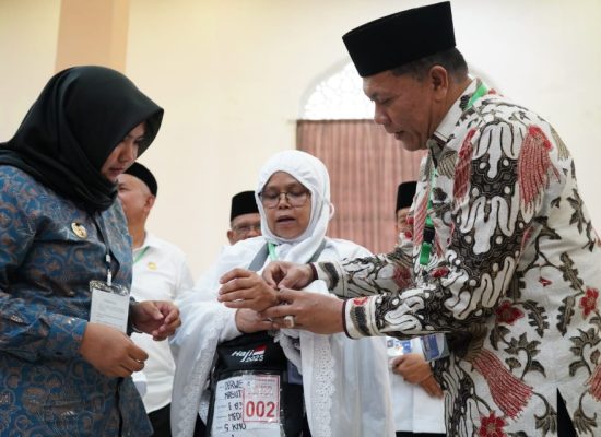 Ketua PPIH Embarkasi Medan, Ahmad Qosbi : Jamaah Haji Jaga Nama Baik Bangsa Indonesia
