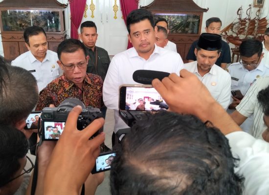 Masinton Dampingi Bobby Temui Muzakir Manaf Bahas 4 Pulau