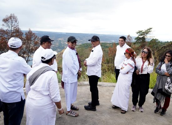 Tinjau Reservoir Tirtanadi Cabang Samosir, Gubernur Sumut Bobby Nasution Akan Tingkatkan Kualitas Air Bersih untuk Masyarakat