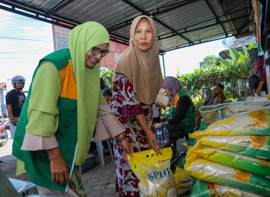 Hari Pertama Pasar Murah Berlangsung di Kecamatan Siantar Barat dan Siantar Sitalasari