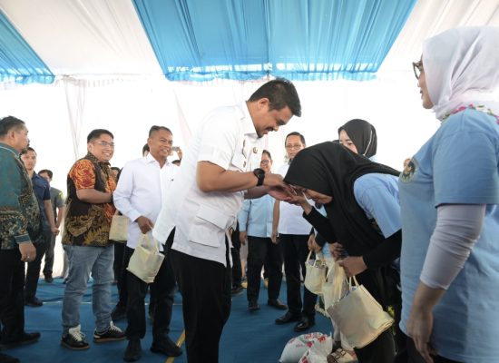 Gubernur Sumut Tinjau Dapur SPPG di Sergai, Targetkan 1.700 Dapur MBG Hingga Akhir 2025