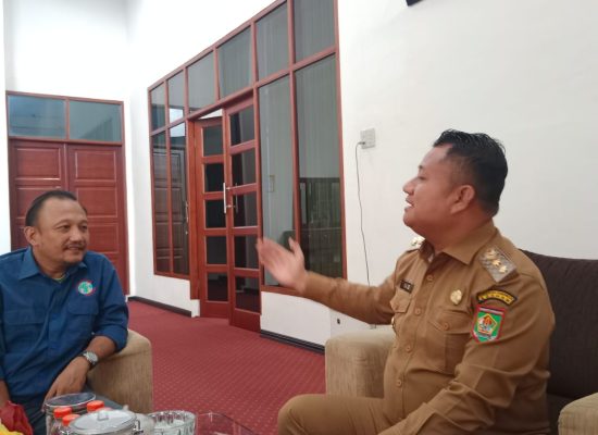 Terima Kunjungan, Wabup Asahan Janji Hadir Dipelantikan PW IWO Sumut